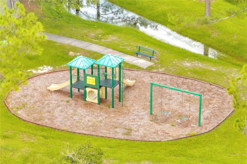 На продажу: $430,000 (3 спален, 2 ванн, 1934 Квадратных фут)