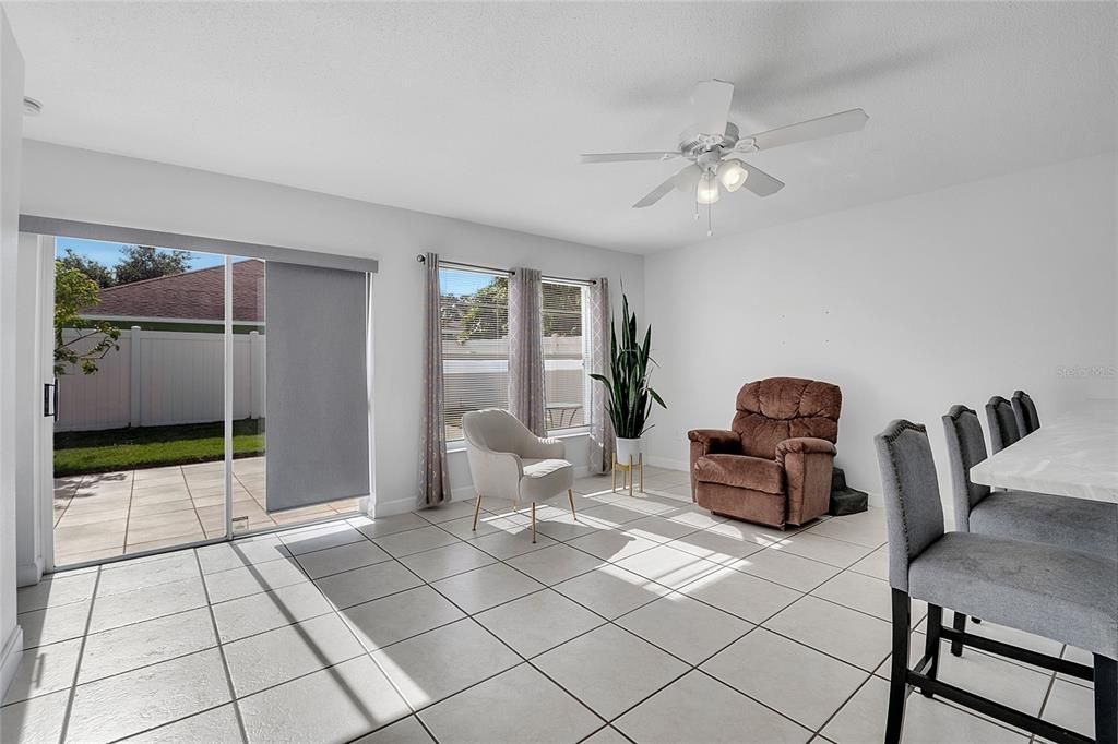 На продажу: $430,000 (3 спален, 2 ванн, 1934 Квадратных фут)