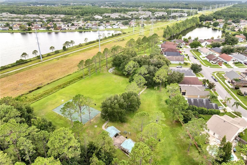 На продажу: $430,000 (3 спален, 2 ванн, 1934 Квадратных фут)