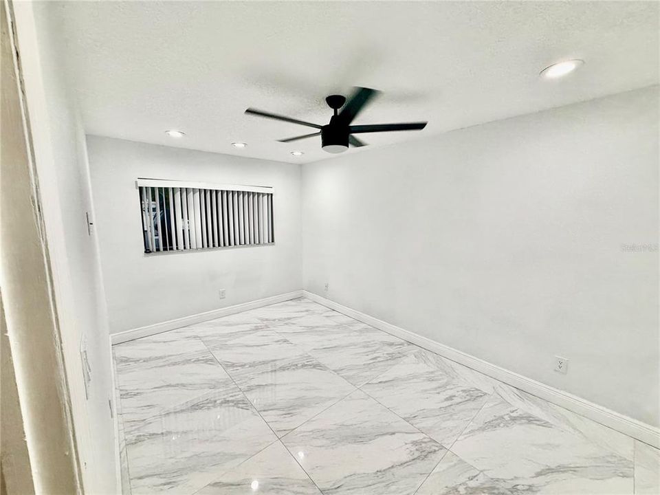 For Sale: $625,000 (3 beds, 4 baths, 2118 Square Feet)