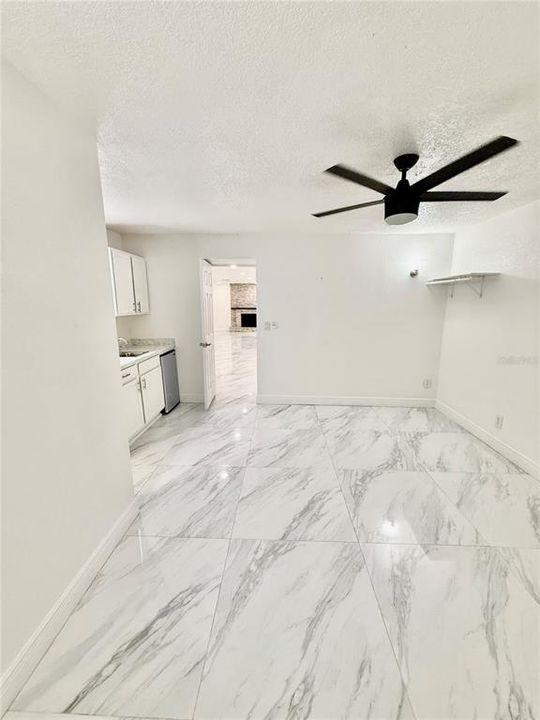 For Sale: $625,000 (3 beds, 4 baths, 2118 Square Feet)