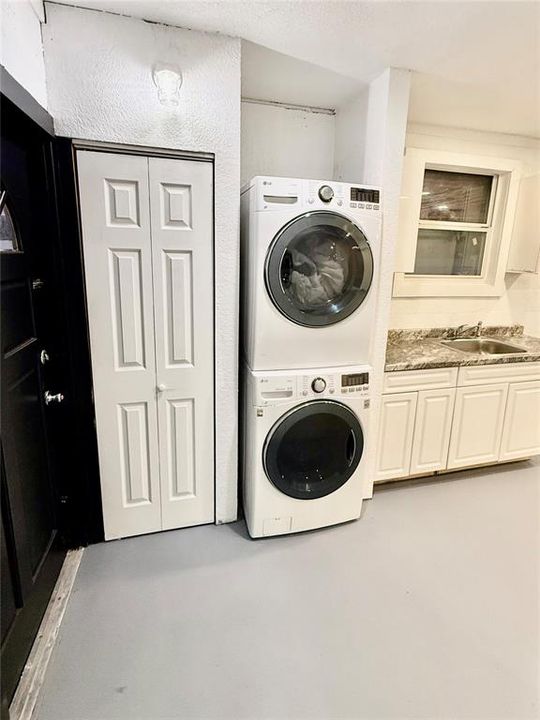 For Sale: $625,000 (3 beds, 4 baths, 2118 Square Feet)