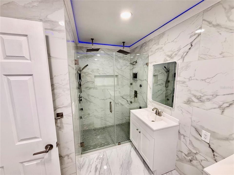 For Sale: $625,000 (3 beds, 4 baths, 2118 Square Feet)