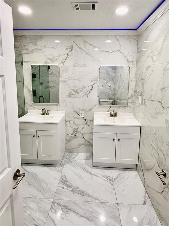 For Sale: $625,000 (3 beds, 4 baths, 2118 Square Feet)