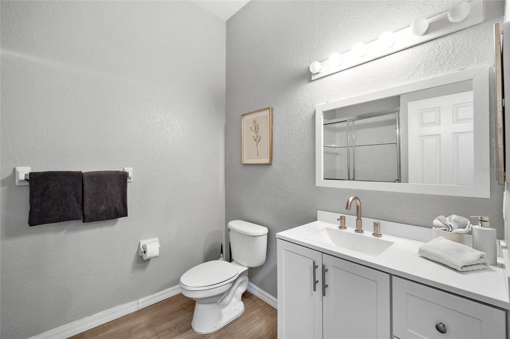 For Sale: $210,000 (3 beds, 2 baths, 1227 Square Feet)