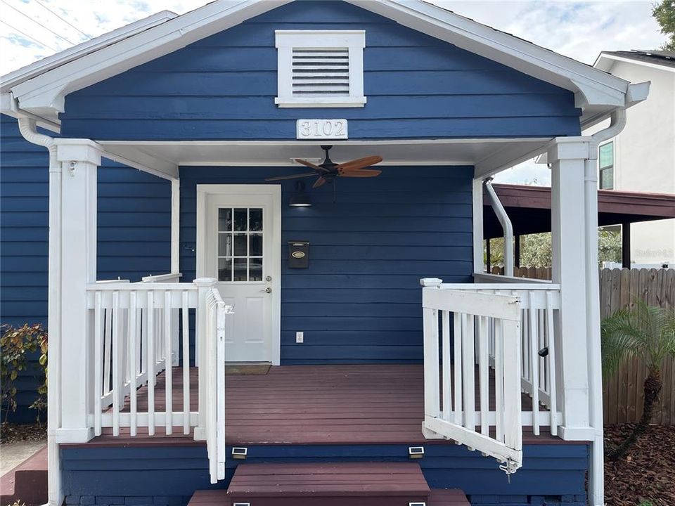 出租: $3,100 (3 贝兹, 2 浴室, 1158 平方英尺)