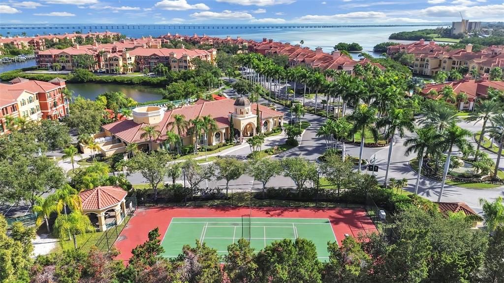 出租: $3,000 (2 贝兹, 2 浴室, 1198 平方英尺)