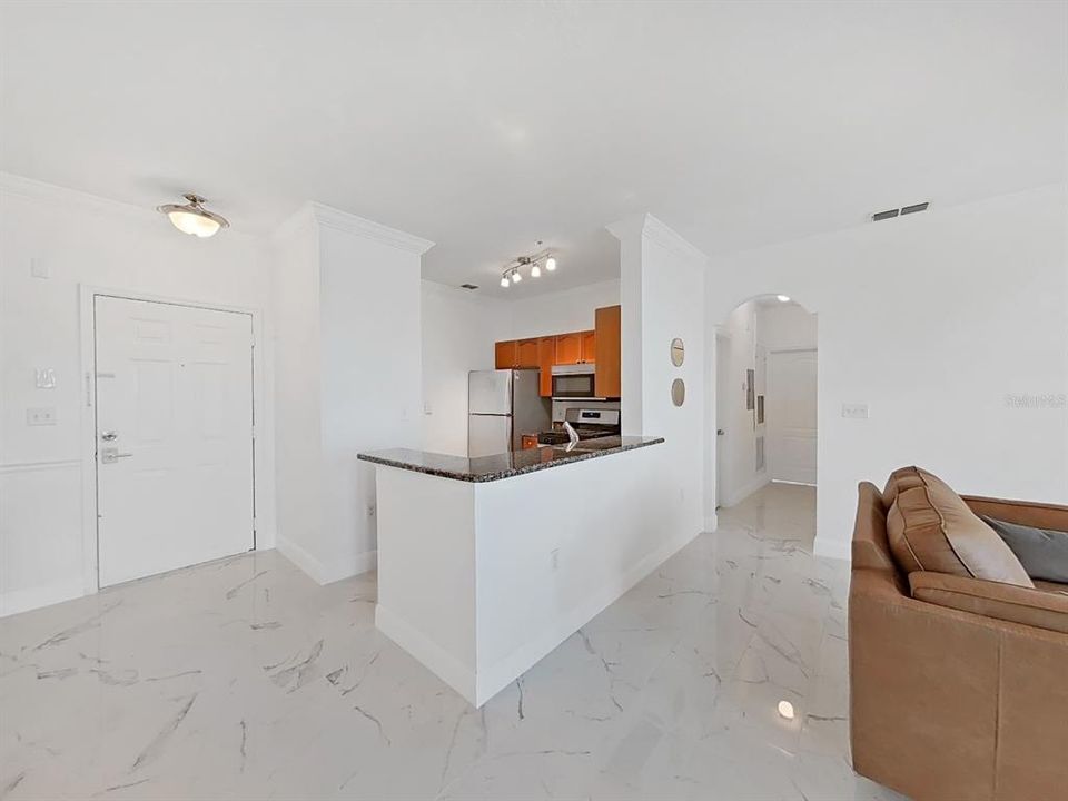 出租: $3,000 (2 贝兹, 2 浴室, 1198 平方英尺)