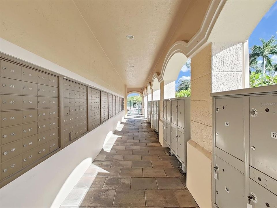 出租: $3,000 (2 贝兹, 2 浴室, 1198 平方英尺)