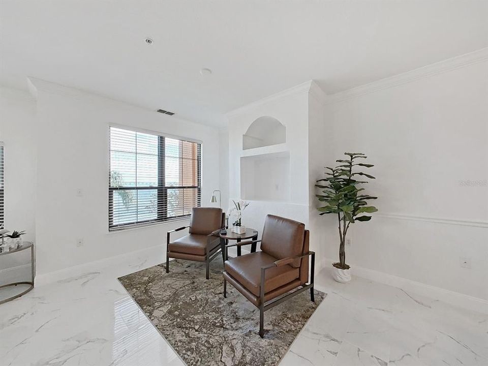 出租: $3,000 (2 贝兹, 2 浴室, 1198 平方英尺)