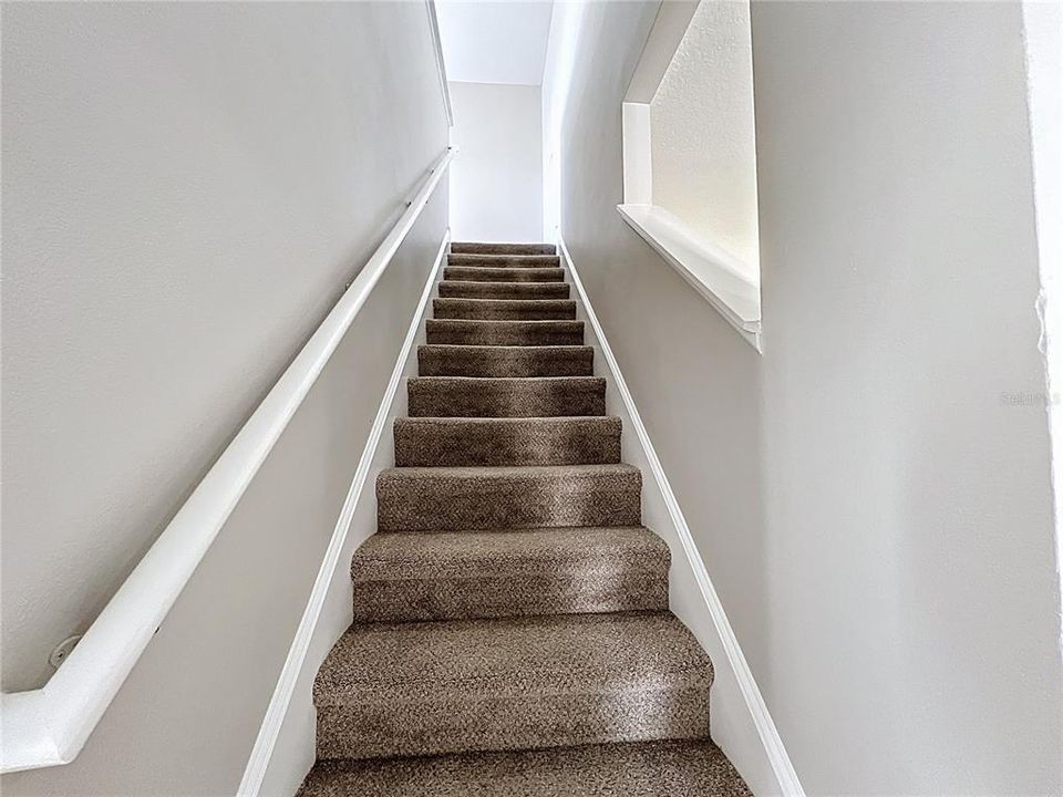 For Sale: $349,000 (5 beds, 3 baths, 2330 Square Feet)