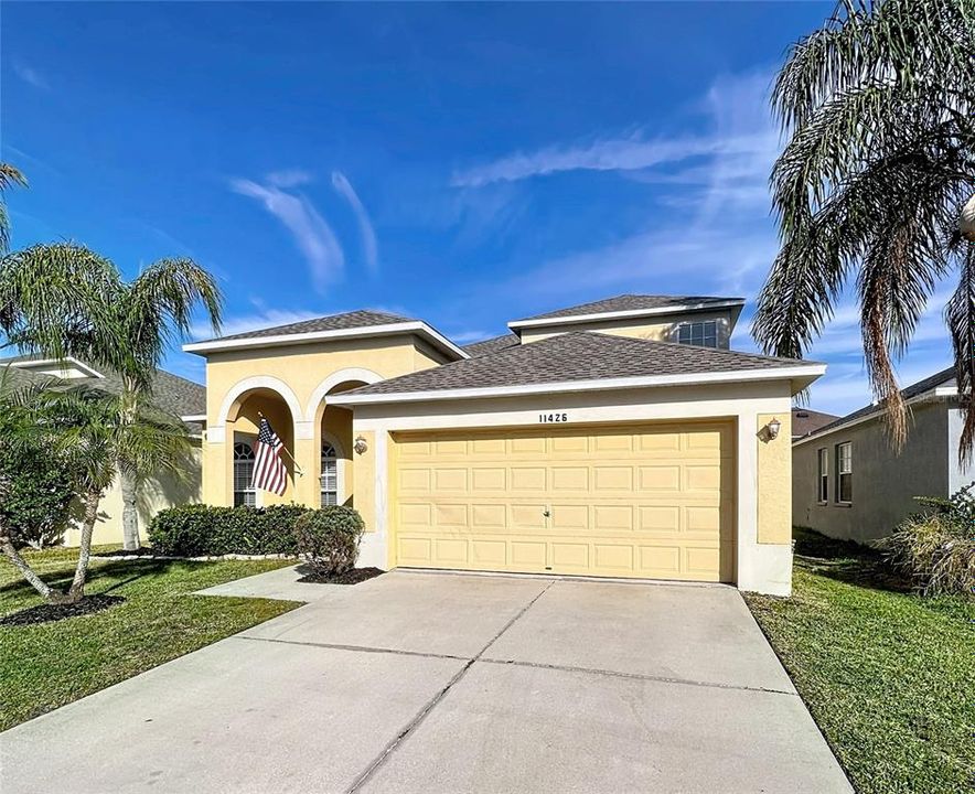 For Sale: $349,000 (5 beds, 3 baths, 2330 Square Feet)