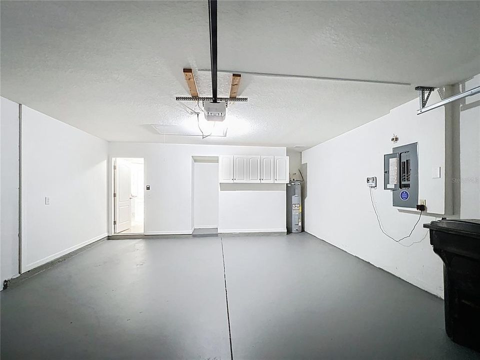 For Sale: $349,000 (5 beds, 3 baths, 2330 Square Feet)