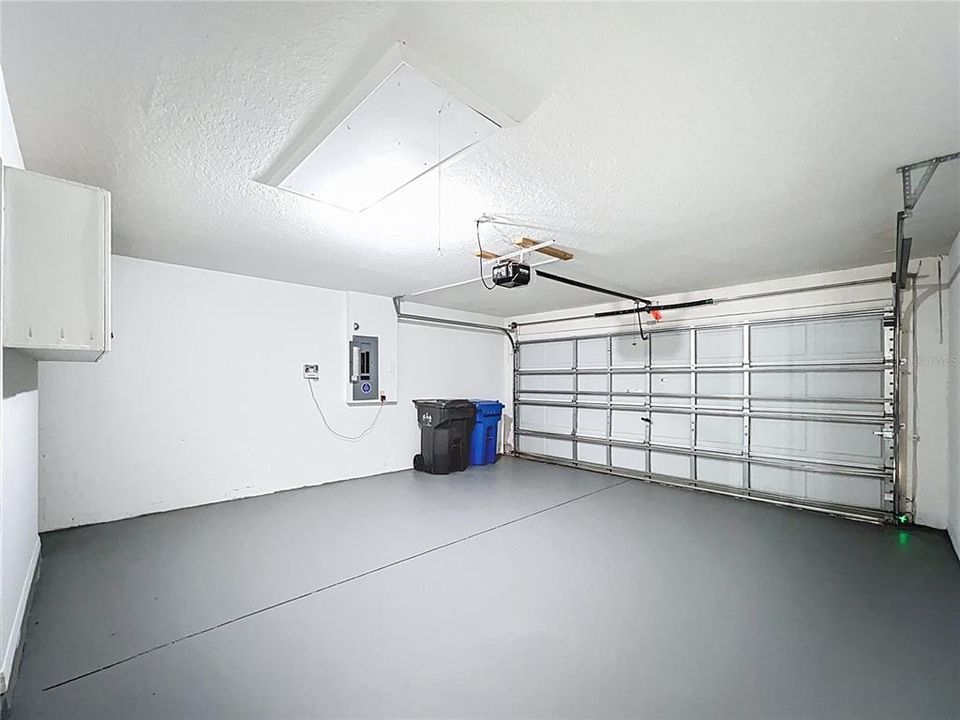 For Sale: $349,000 (5 beds, 3 baths, 2330 Square Feet)