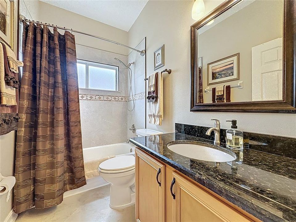 На продажу: $499,999 (3 спален, 2 ванн, 1954 Квадратных фут)