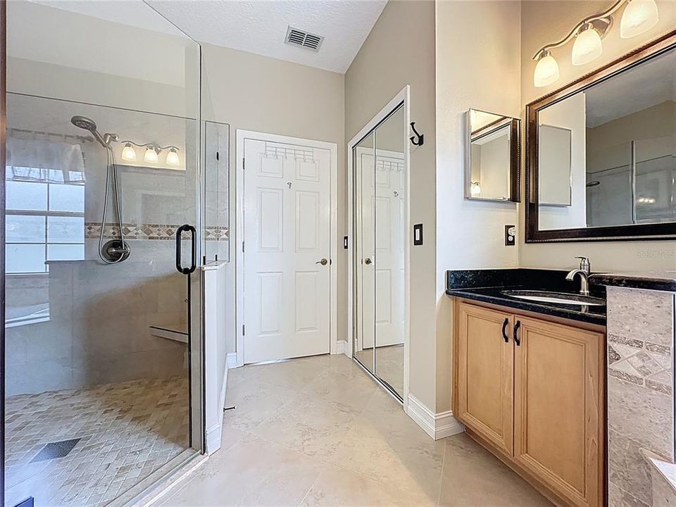 На продажу: $499,999 (3 спален, 2 ванн, 1954 Квадратных фут)