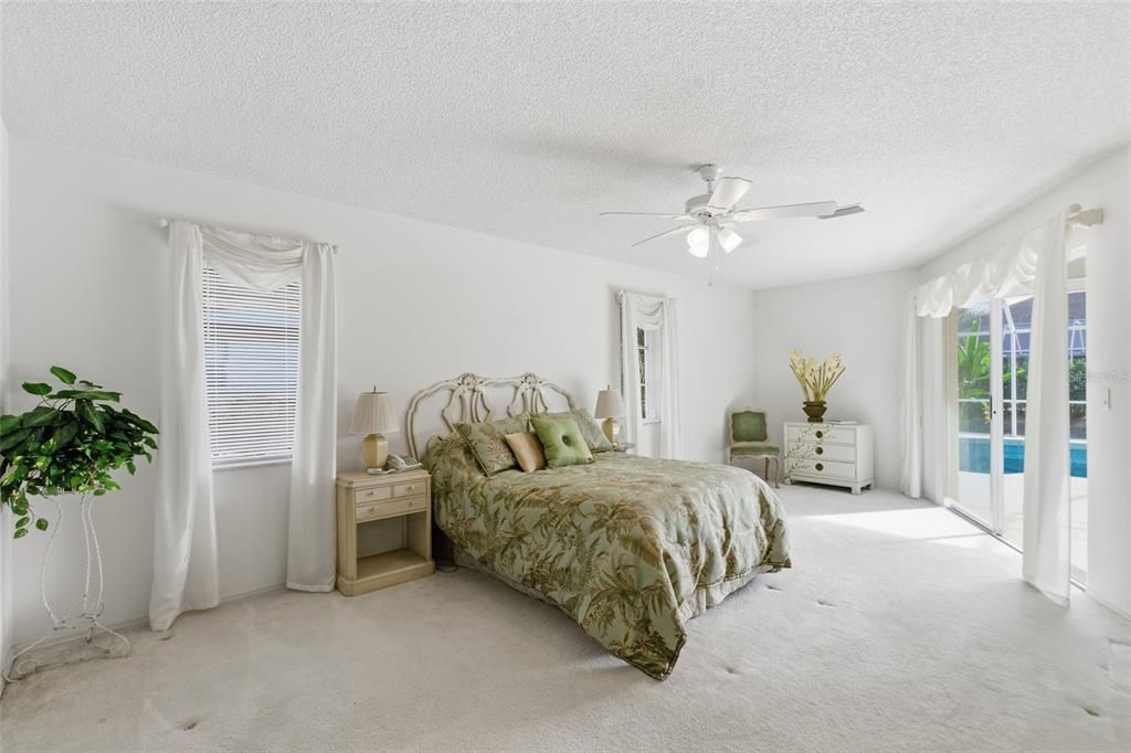 待售: $345,000 (3 贝兹, 2 浴室, 2059 平方英尺)