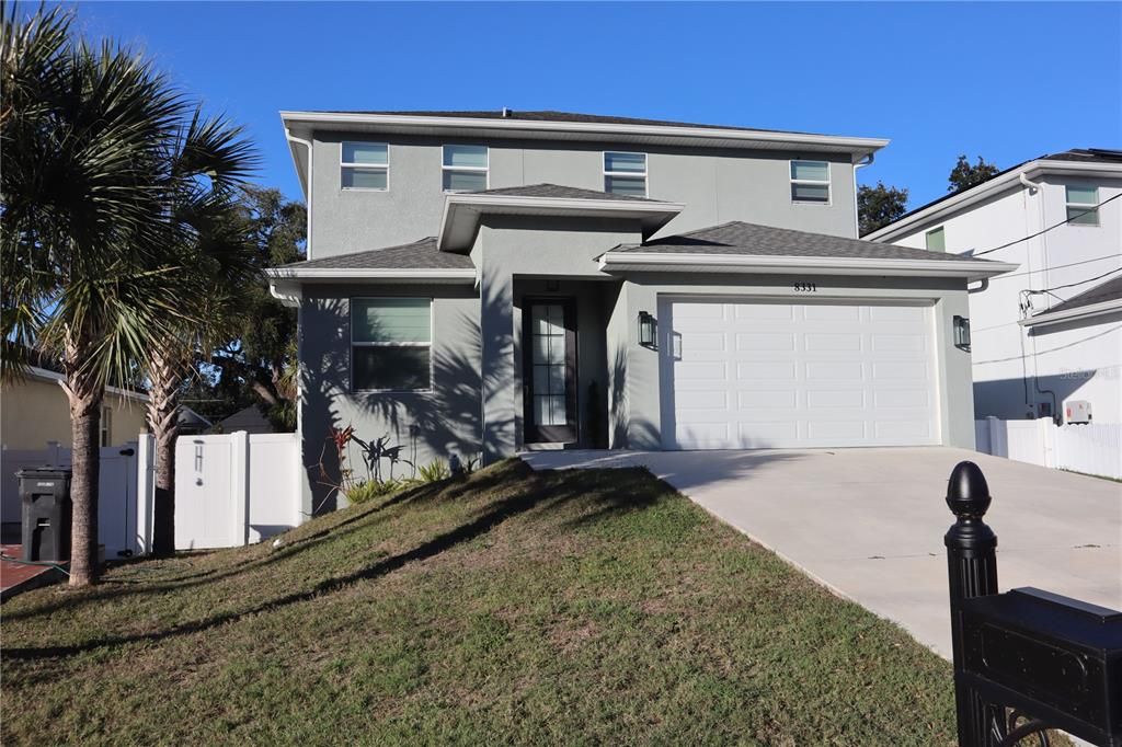 待售: $575,000 (3 贝兹, 2 浴室, 2224 平方英尺)