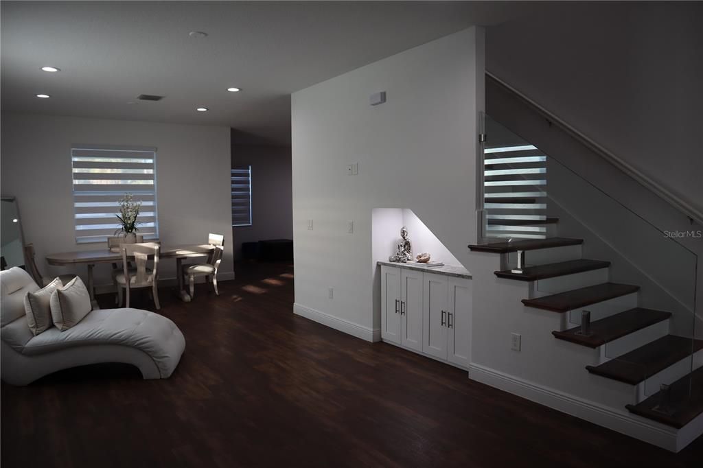 待售: $575,000 (3 贝兹, 2 浴室, 2224 平方英尺)