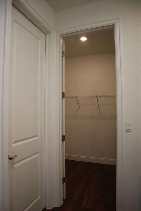 待售: $575,000 (3 贝兹, 2 浴室, 2224 平方英尺)