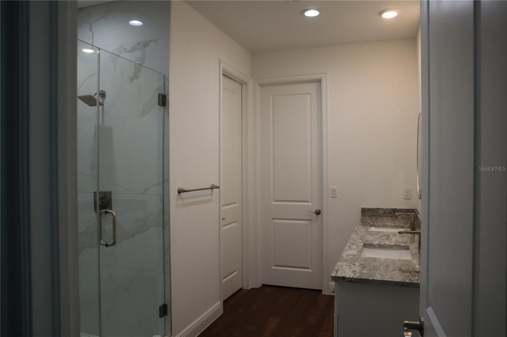 待售: $575,000 (3 贝兹, 2 浴室, 2224 平方英尺)