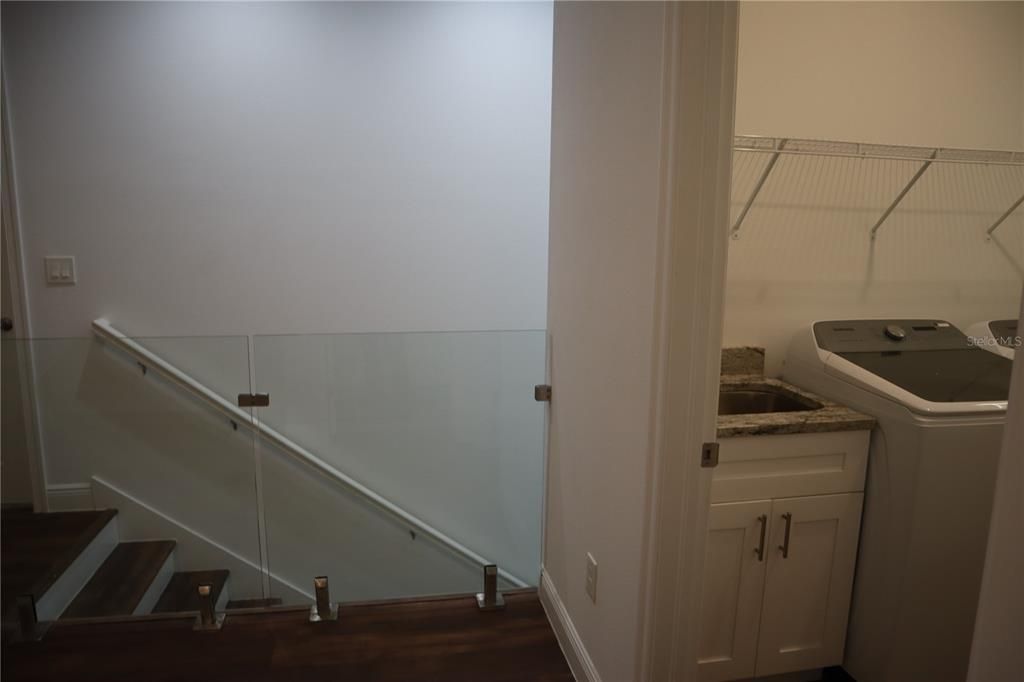 待售: $575,000 (3 贝兹, 2 浴室, 2224 平方英尺)