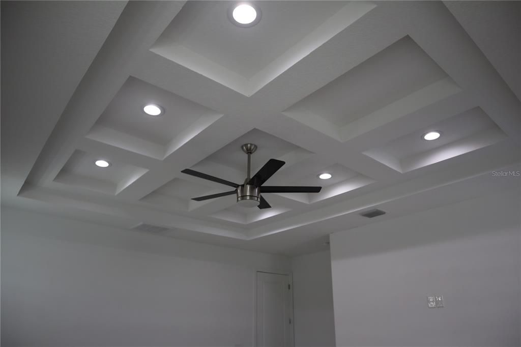 待售: $575,000 (3 贝兹, 2 浴室, 2224 平方英尺)