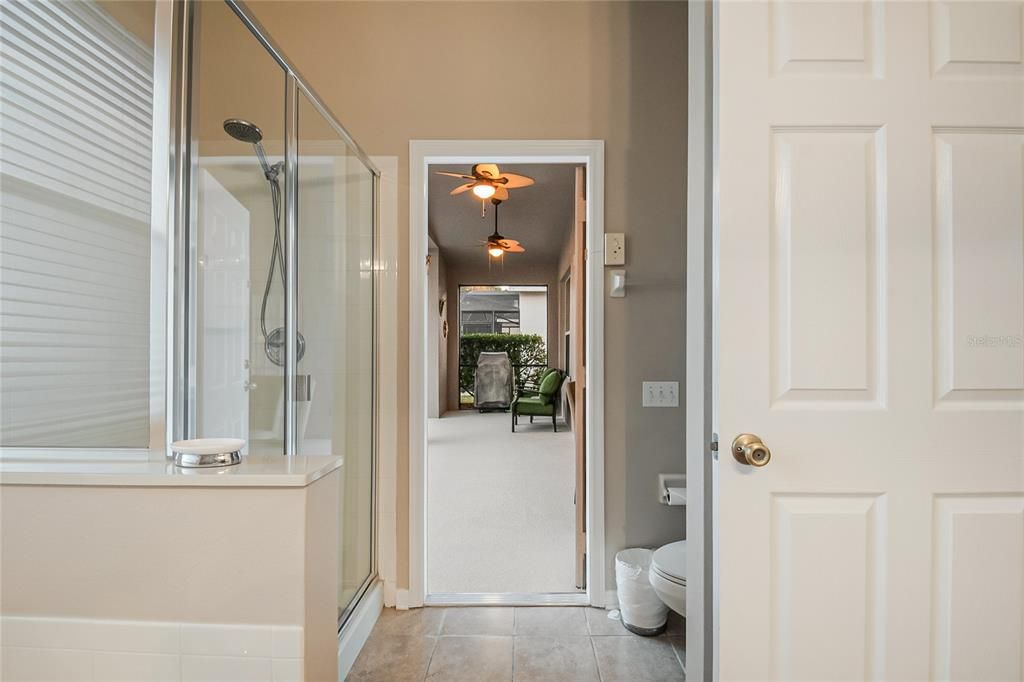 For Sale: $399,999 (3 beds, 2 baths, 1664 Square Feet)