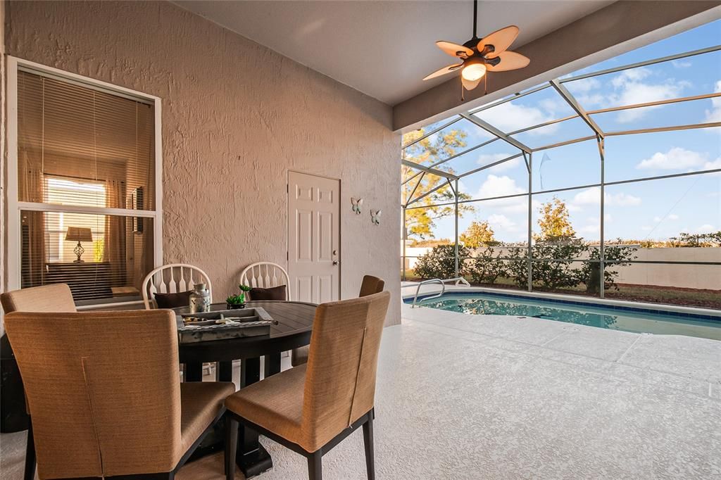 For Sale: $399,999 (3 beds, 2 baths, 1664 Square Feet)