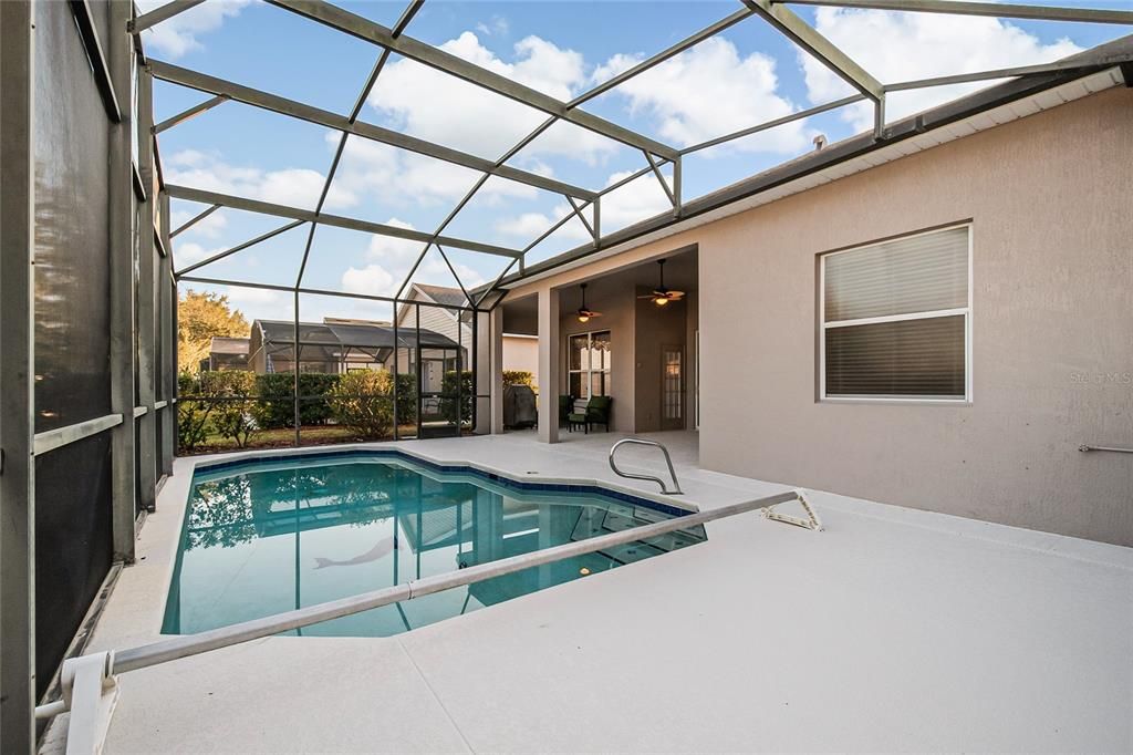 For Sale: $399,999 (3 beds, 2 baths, 1664 Square Feet)