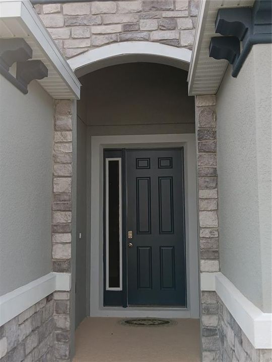 出租: $2,300 (4 贝兹, 2 浴室, 2053 平方英尺)