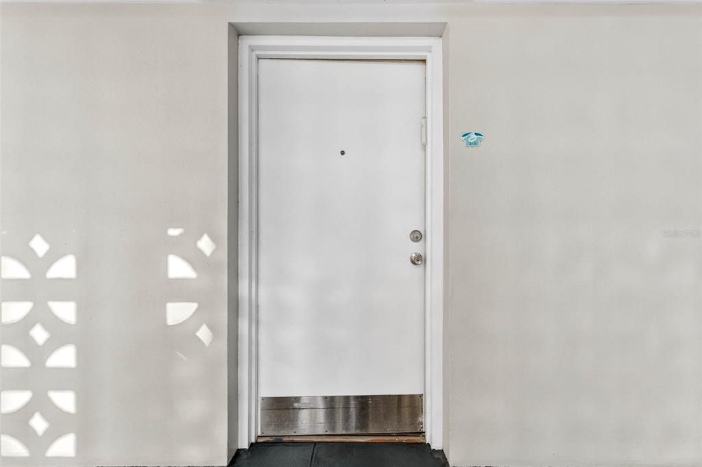 待售: $259,900 (1 贝兹, 1 浴室, 489 平方英尺)