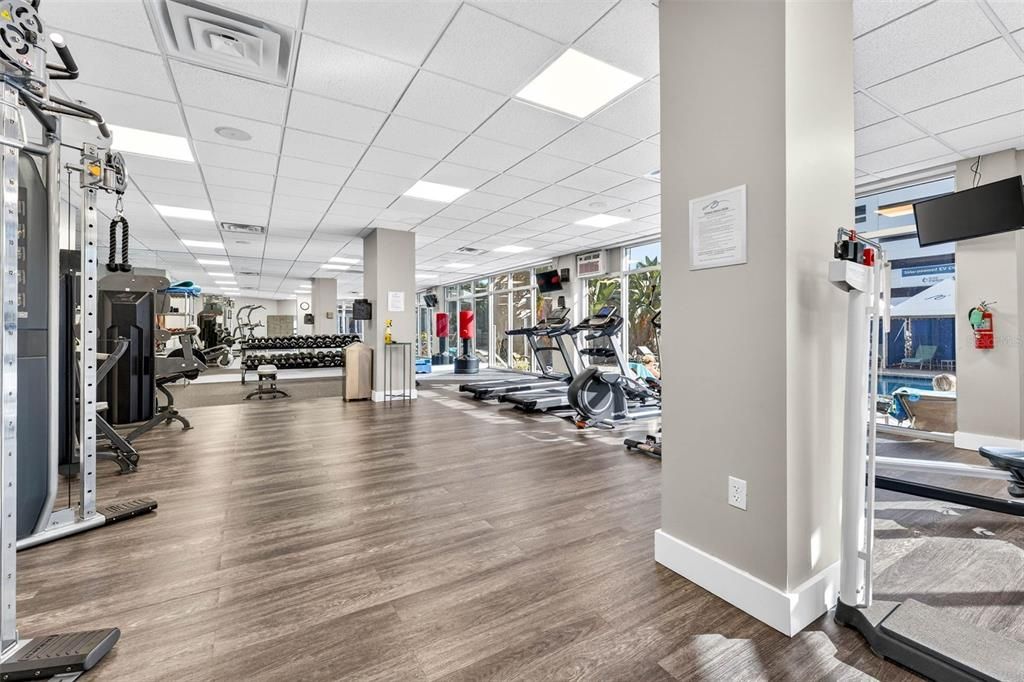 待售: $259,900 (1 贝兹, 1 浴室, 489 平方英尺)