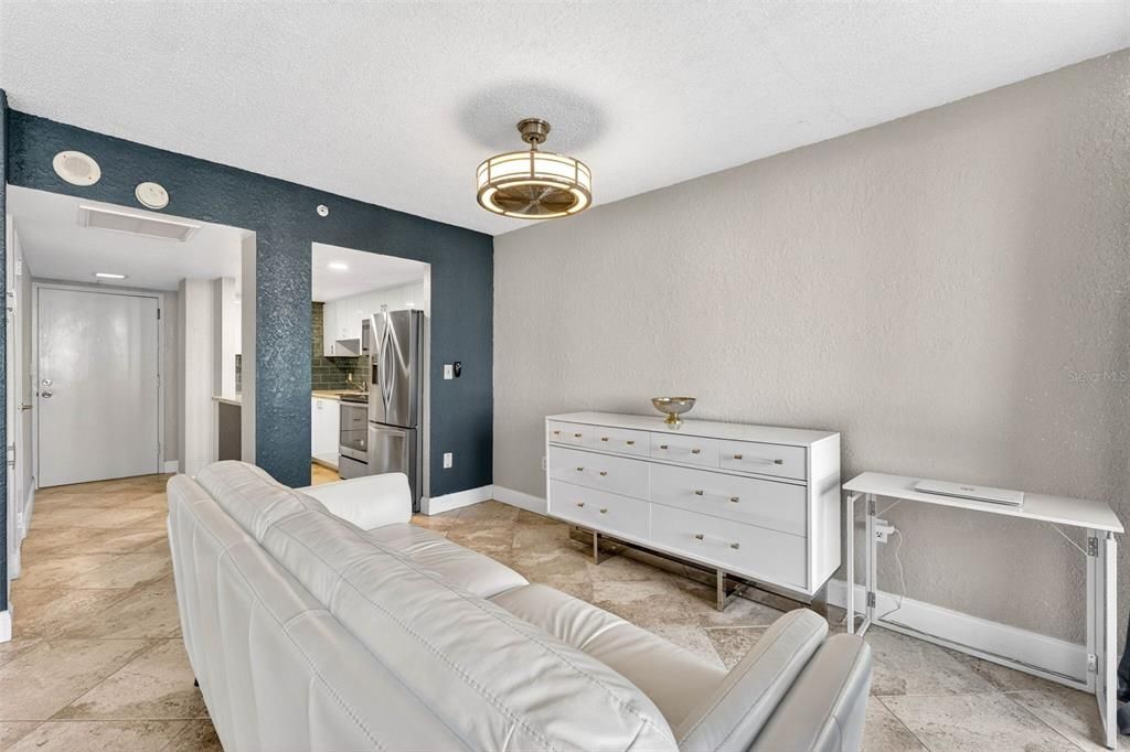 待售: $259,900 (1 贝兹, 1 浴室, 489 平方英尺)