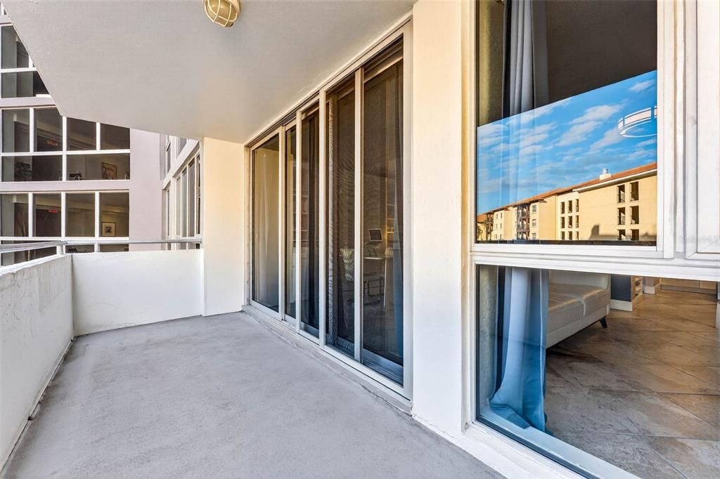 待售: $259,900 (1 贝兹, 1 浴室, 489 平方英尺)