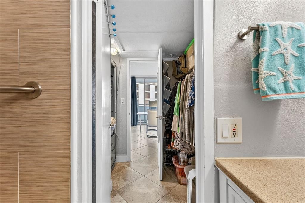 待售: $259,900 (1 贝兹, 1 浴室, 489 平方英尺)