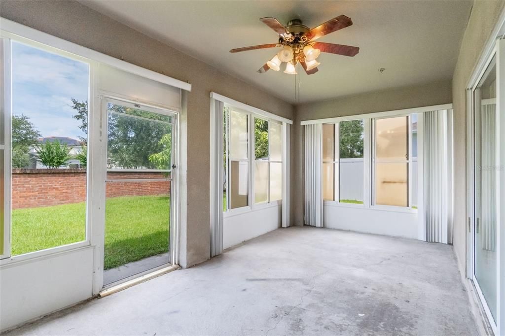 En Venta: $415,000 (4 camas, 2 baños, 2847 Pies cuadrados)