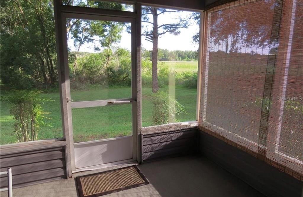 For Sale: $209,000 (2 beds, 2 baths, 1293 Square Feet)