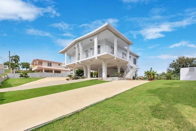 Vendido Recientemente: $649,000 (4 camas, 3 baños, 1424 Pies cuadrados)
