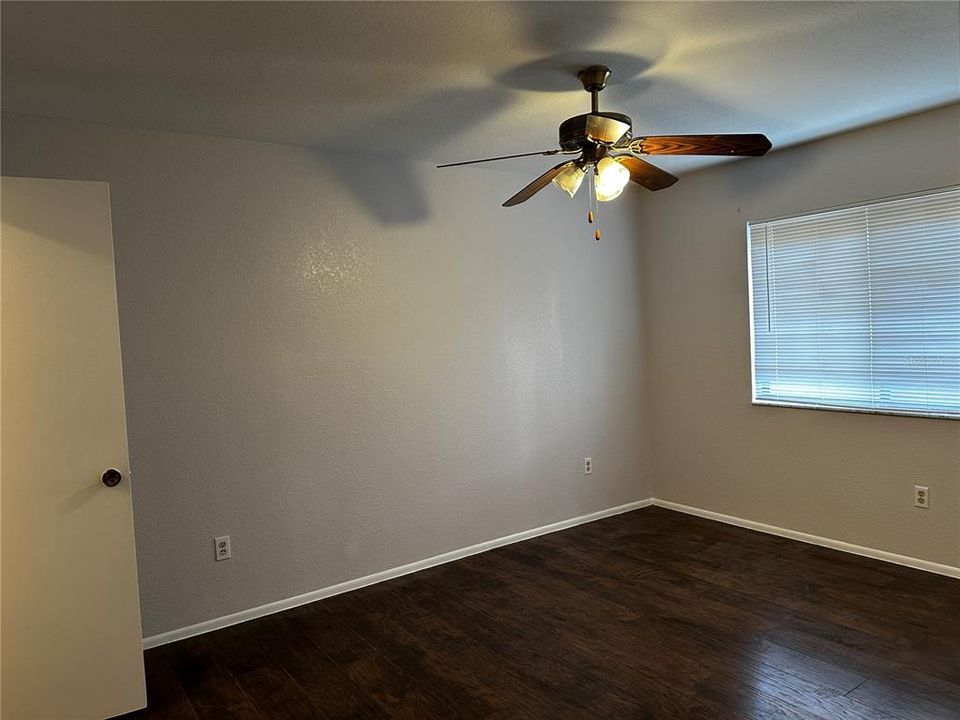 В аренду: $1,550 (3 спален, 2 ванн, 899 Квадратных фут)