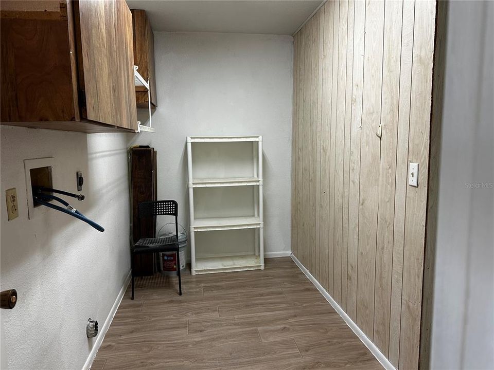 В аренду: $1,550 (3 спален, 2 ванн, 899 Квадратных фут)