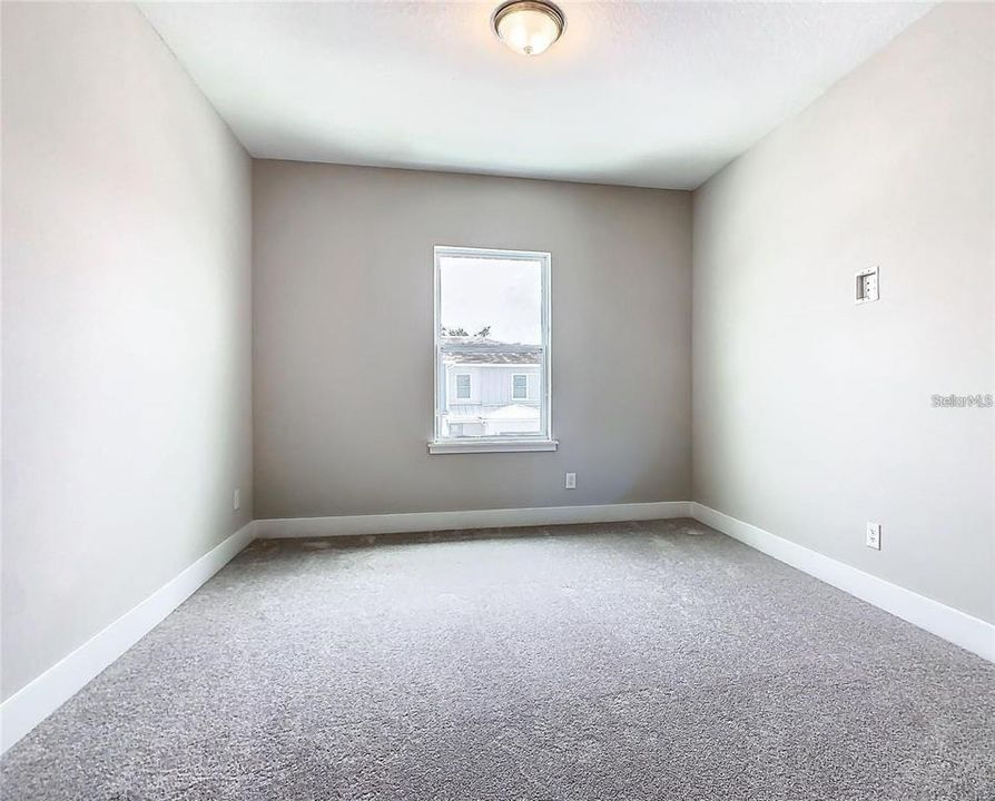 For Sale: $340,000 (3 beds, 2 baths, 1704 Square Feet)