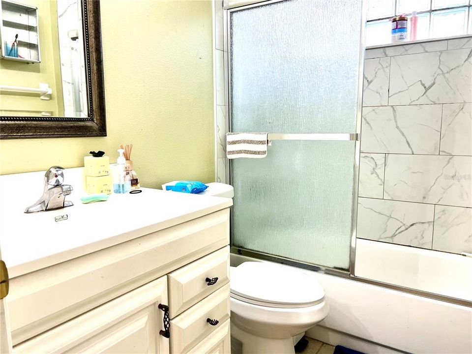 For Sale: $379,000 (3 beds, 2 baths, 1409 Square Feet)