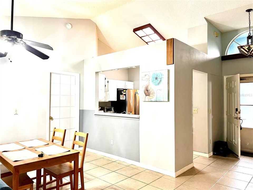 For Sale: $379,000 (3 beds, 2 baths, 1409 Square Feet)