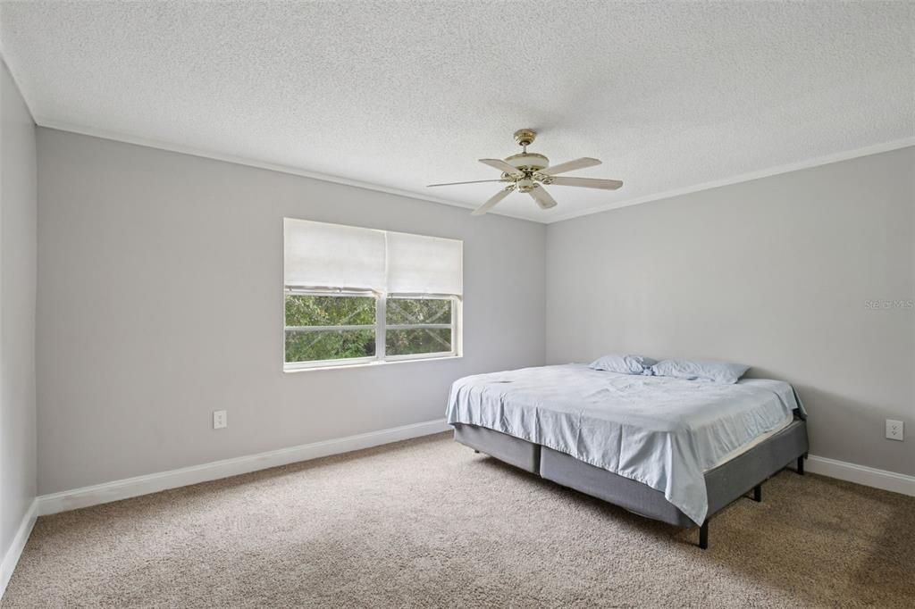 На продажу: $290,000 (3 спален, 2 ванн, 1424 Квадратных фут)