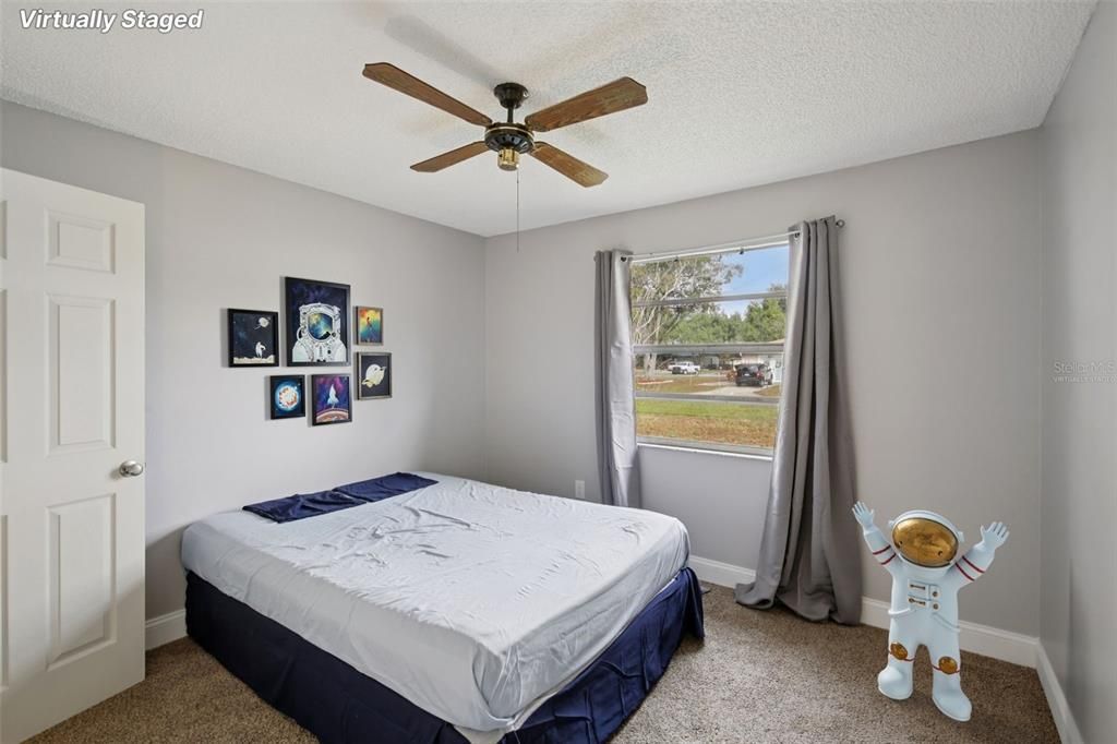 На продажу: $290,000 (3 спален, 2 ванн, 1424 Квадратных фут)