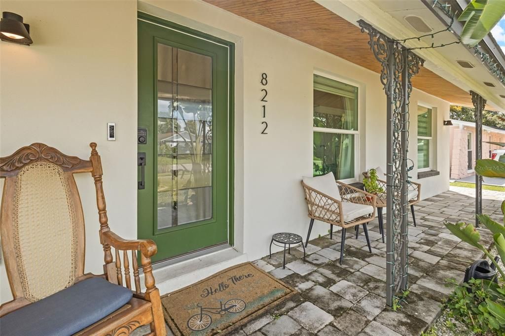 En Venta: $545,000 (3 camas, 2 baños, 2045 Pies cuadrados)