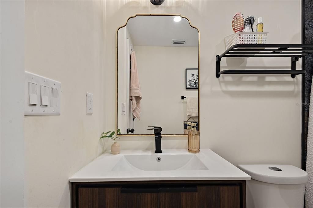 En Venta: $545,000 (3 camas, 2 baños, 2045 Pies cuadrados)