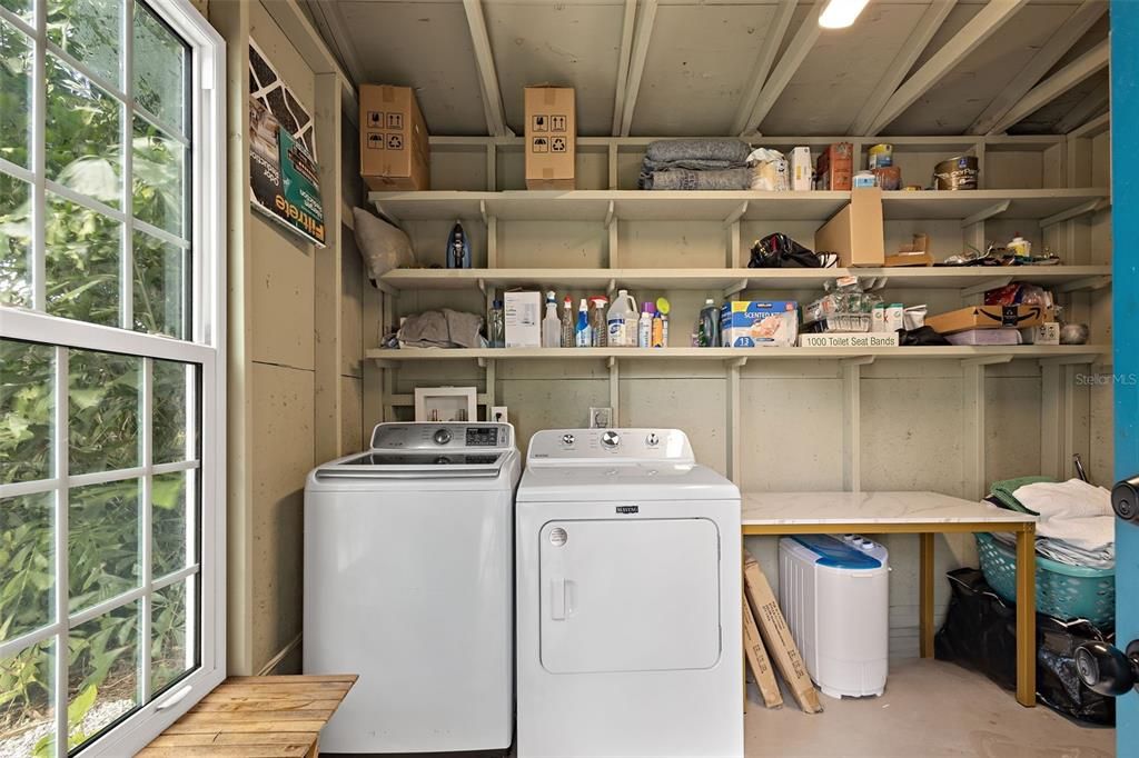 En Venta: $545,000 (3 camas, 2 baños, 2045 Pies cuadrados)