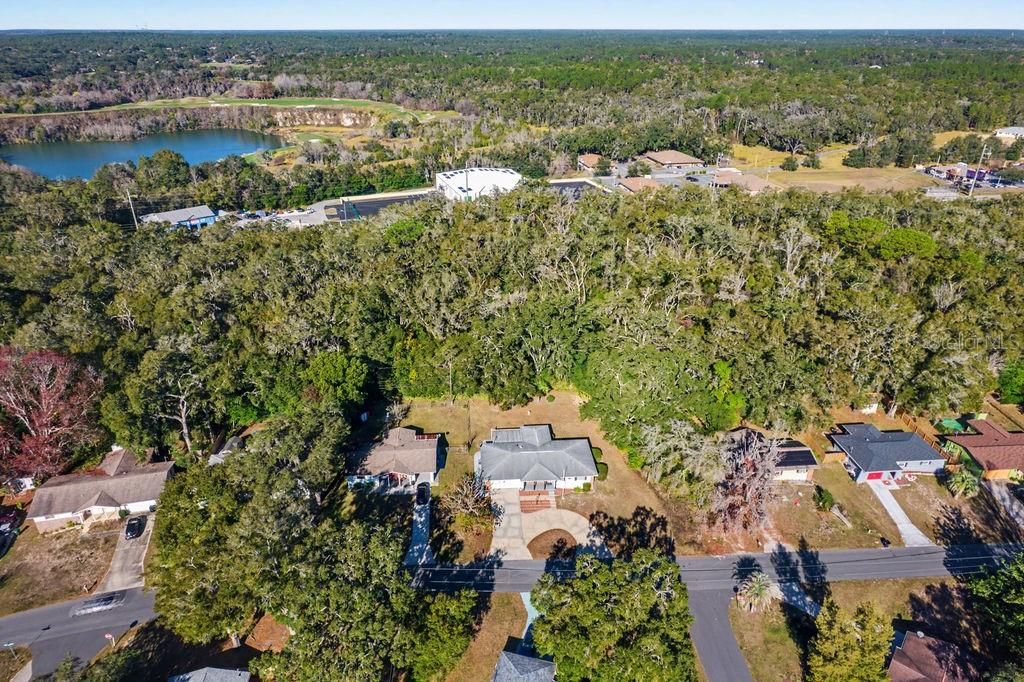 На продажу: $220,000 (2 спален, 1 ванн, 1450 Квадратных фут)